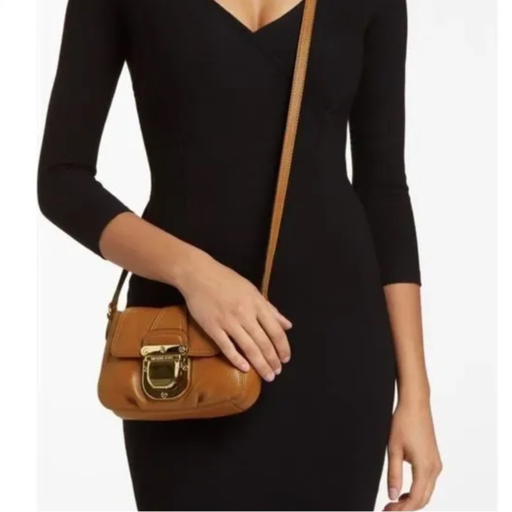 Michael Kors Charlton Crossbody - Picture 2 of 16